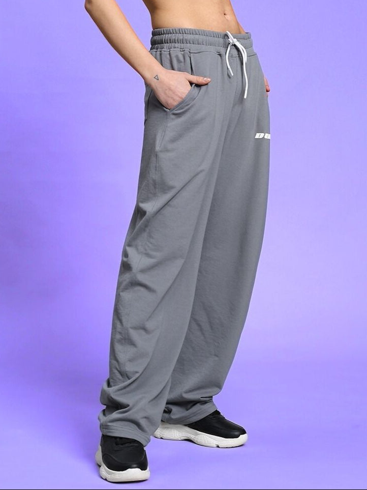 WOMEN'S VANILLA RELAXED-FIT JOGGERS (GREY)