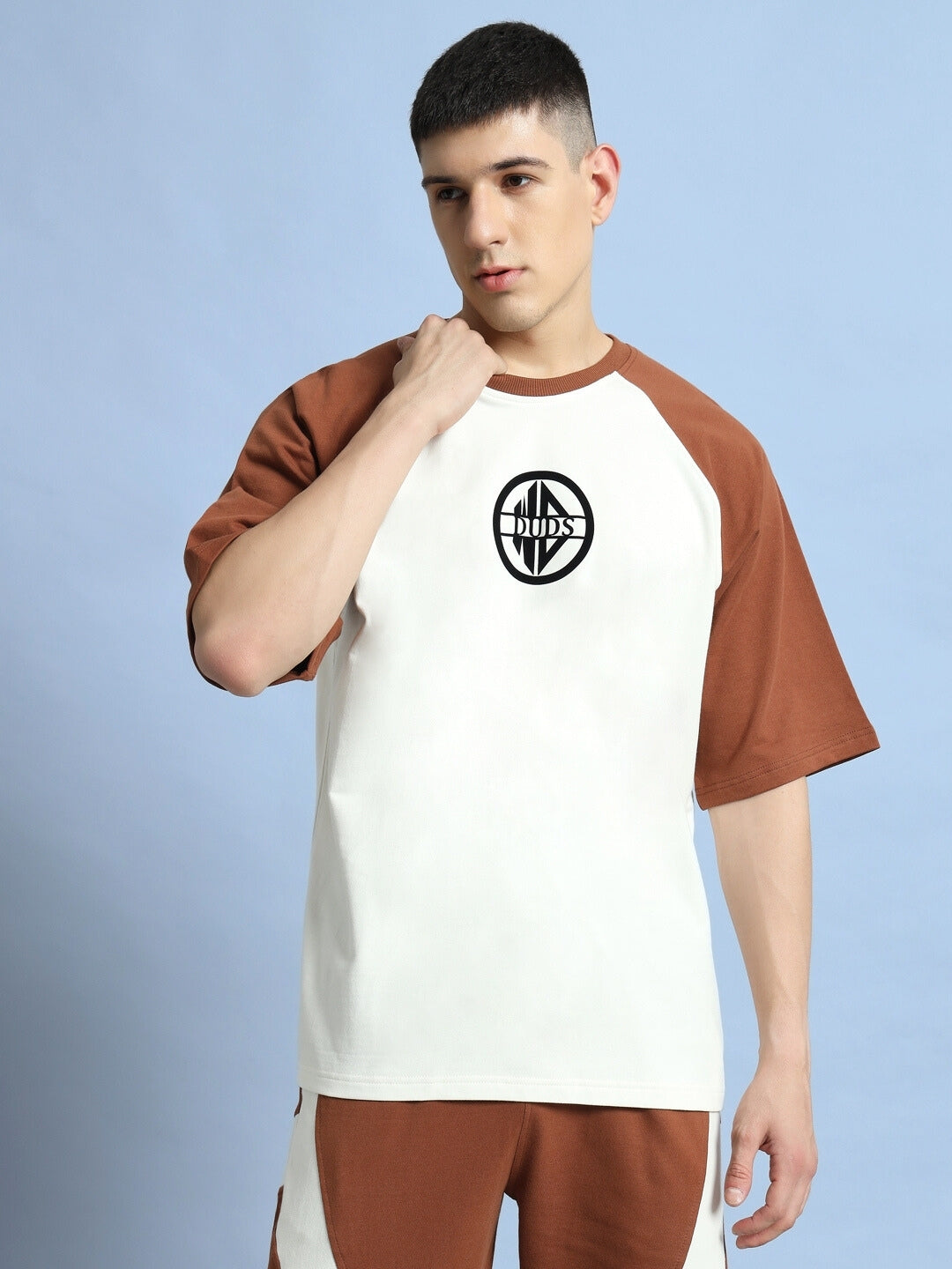 Chestnut Raglan Blocked Oversized T-Shirt (Off White-Brown)
