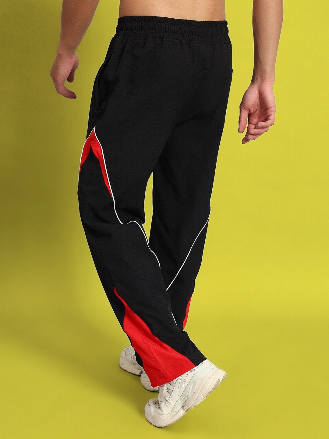 Nissan Parachute Cargo Pants (Black-Red)