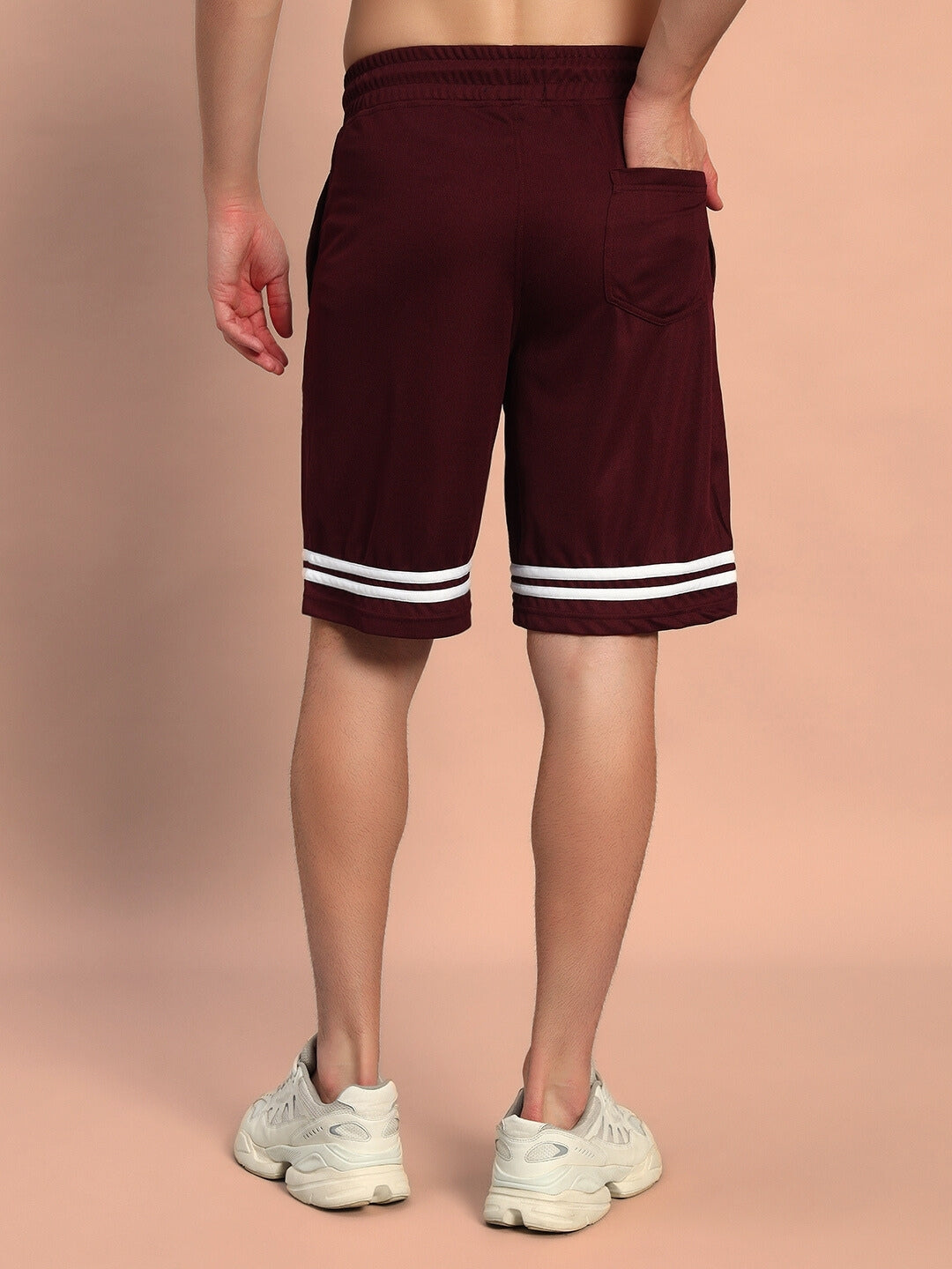 GROOVY REGULAR FIT SHORTS (WINE)