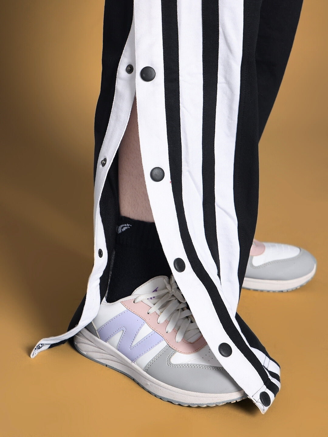 DANCER JOGGER FOR BOYS & GIRLS (BLACK)
