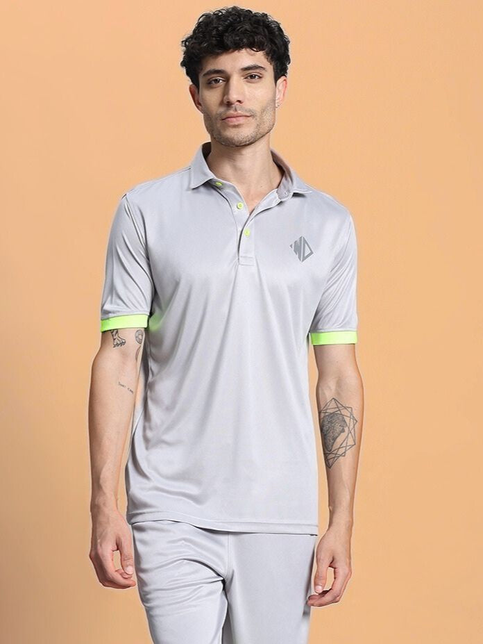 HOOKUP REGULAR FIT T-SHIRT (GREY)
