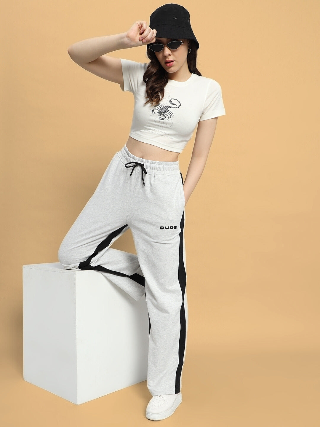 WOMEN'S SIDE SEAM BAGGY JOGGERS (MELANGE GREY-BLACK)