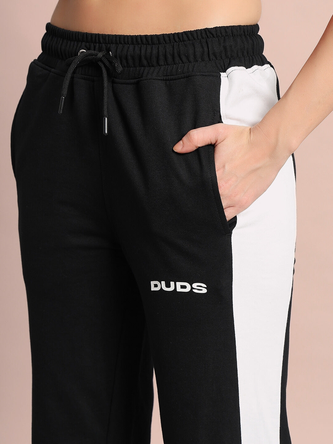 WOMEN'S HURTLE BAGGY JOGGERS (BLACK-WHITE)