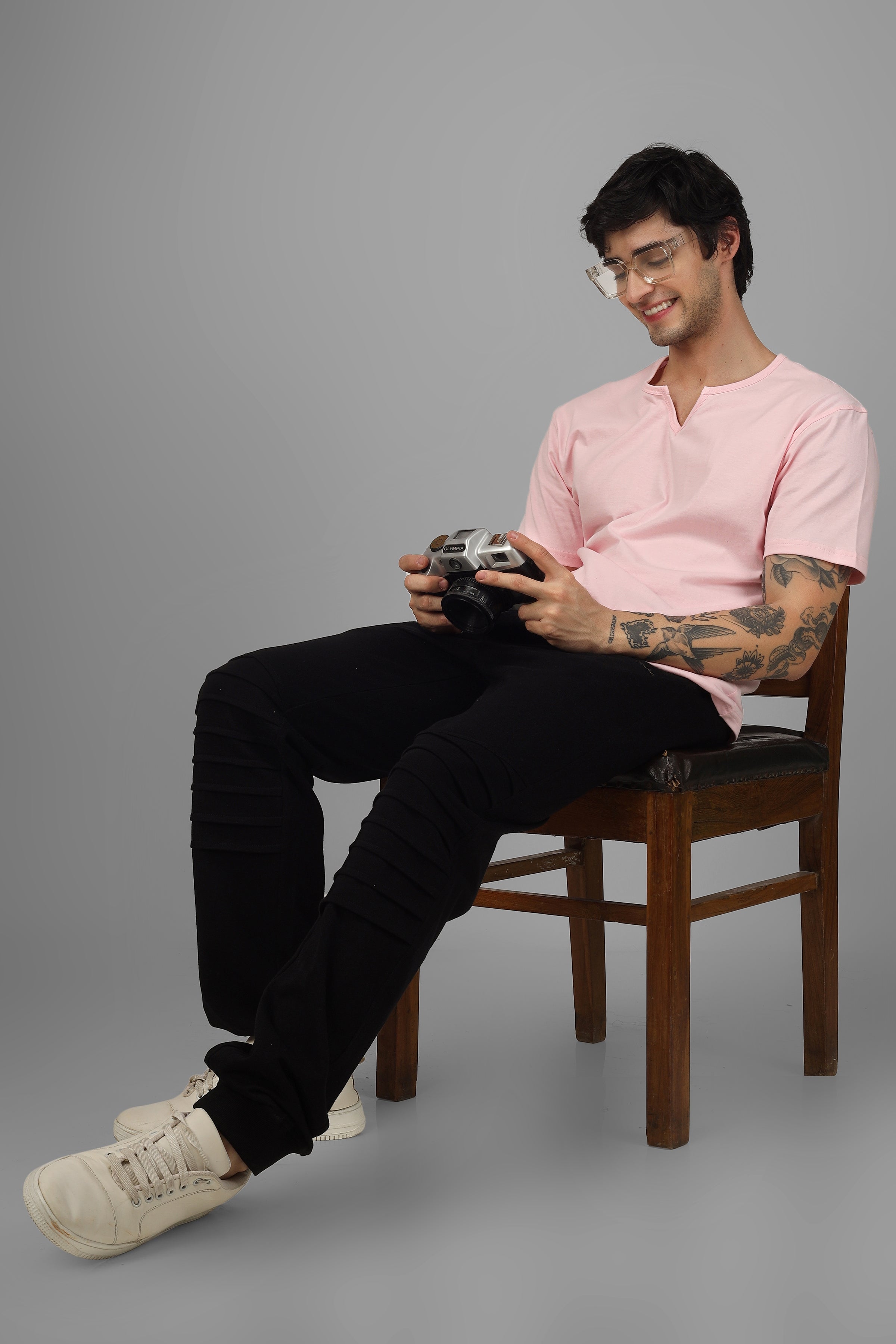 Viking Regular Fit T-Shirt (Baby Pink) - Wearduds