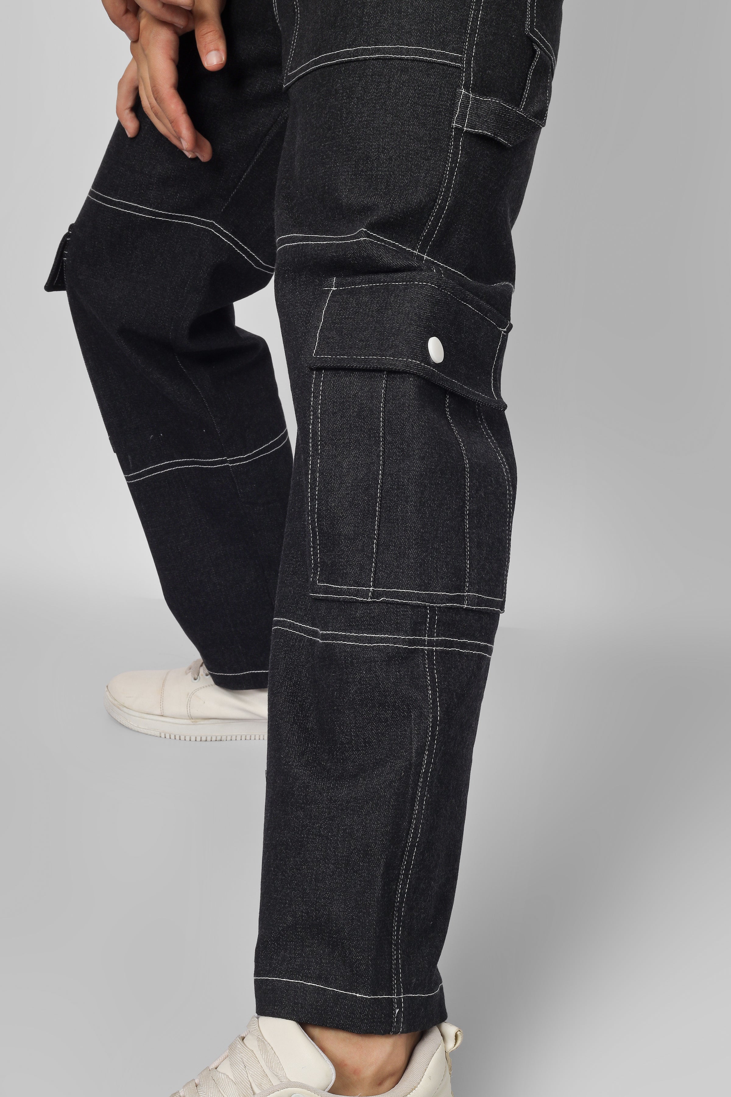 6 Pocket Black Carpenter Cargo Pants - Wearduds