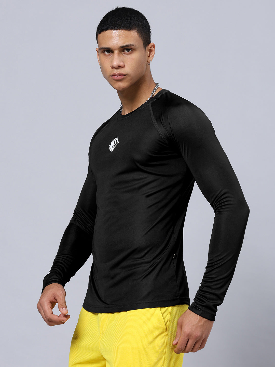 James Regular Fit T-Shirt (Black)