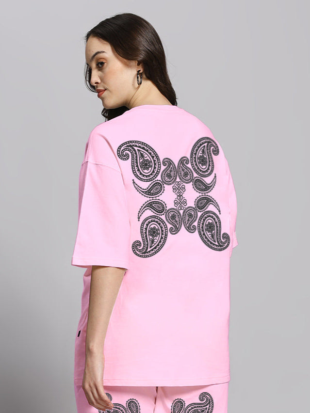 WOMEN'S MESSI PAISLEY PRINT OVER-SIZED T-SHIRT (PINK)