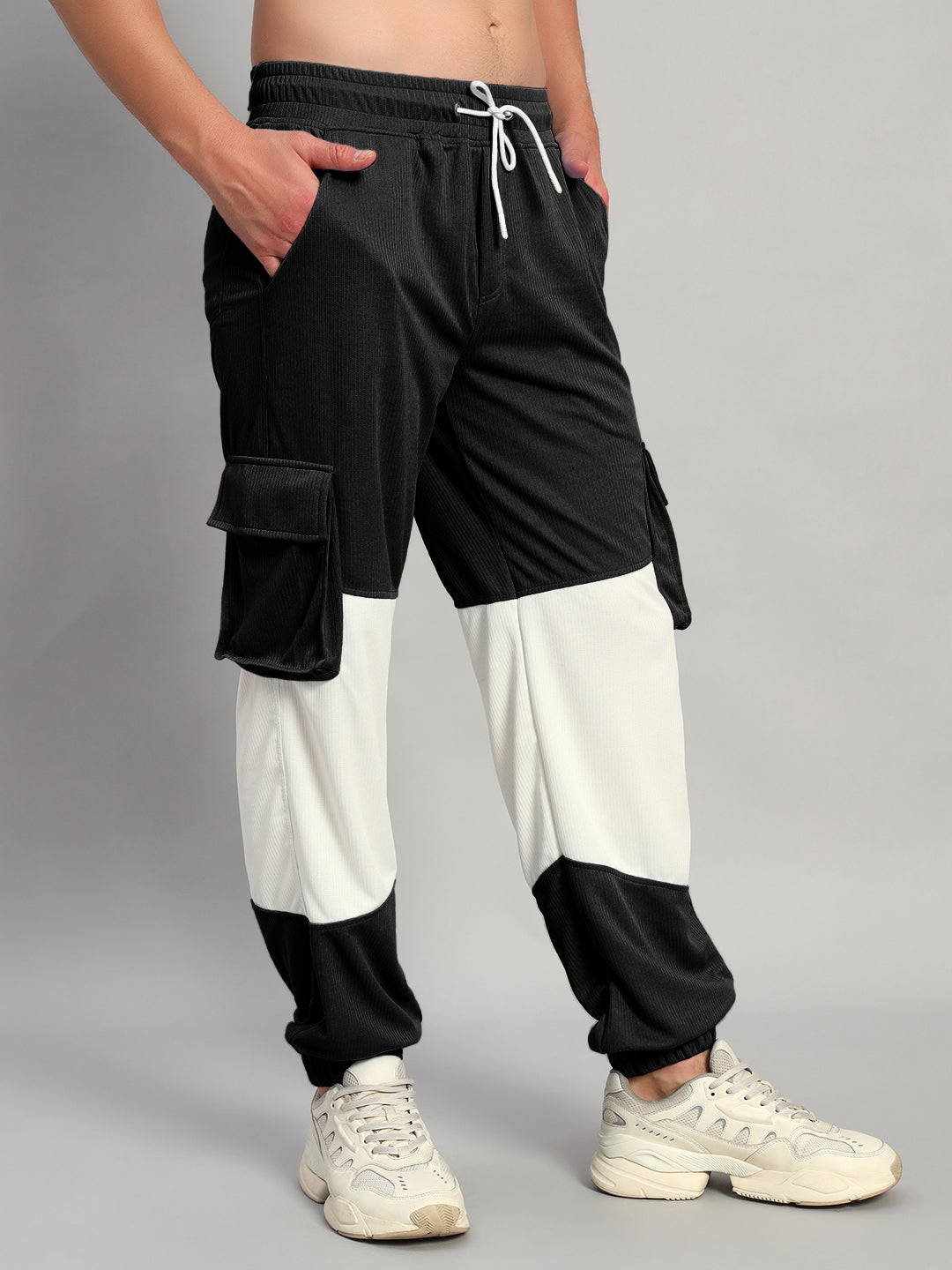 RADIANT RELAXED FIT JOGGERS (BLACK WHITE)