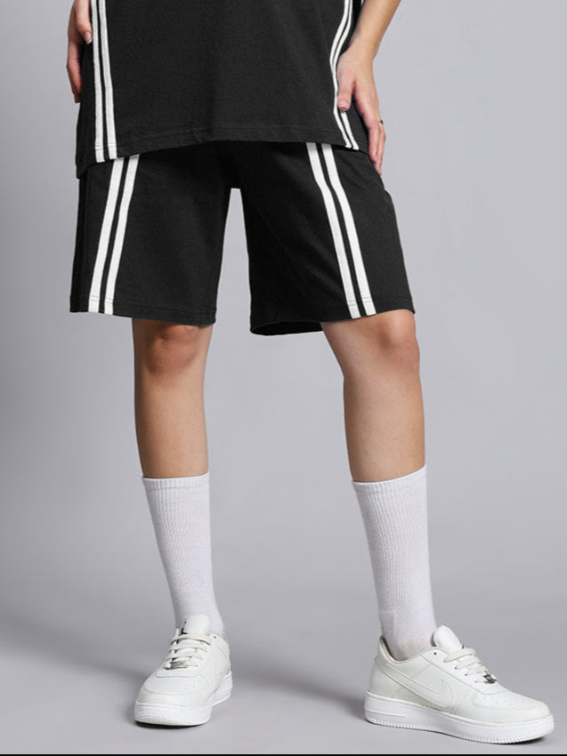 WOMEN'S OUTLOOK REGULAR FIT SHORTS (BLACK)