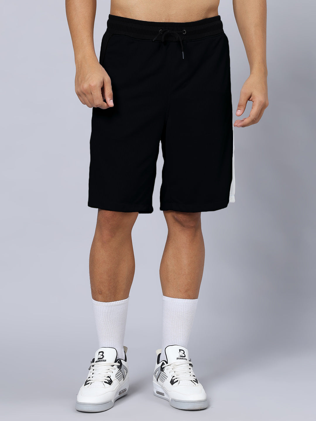 CRUNCH REGULAR FIT SHORTS (BLACK)