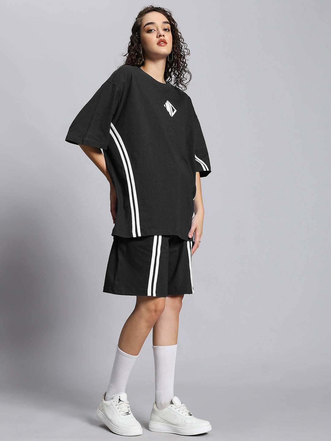 WOMEN'S OUTLOOK SUMMER CO-ORD SHORTS SET (BLACK)