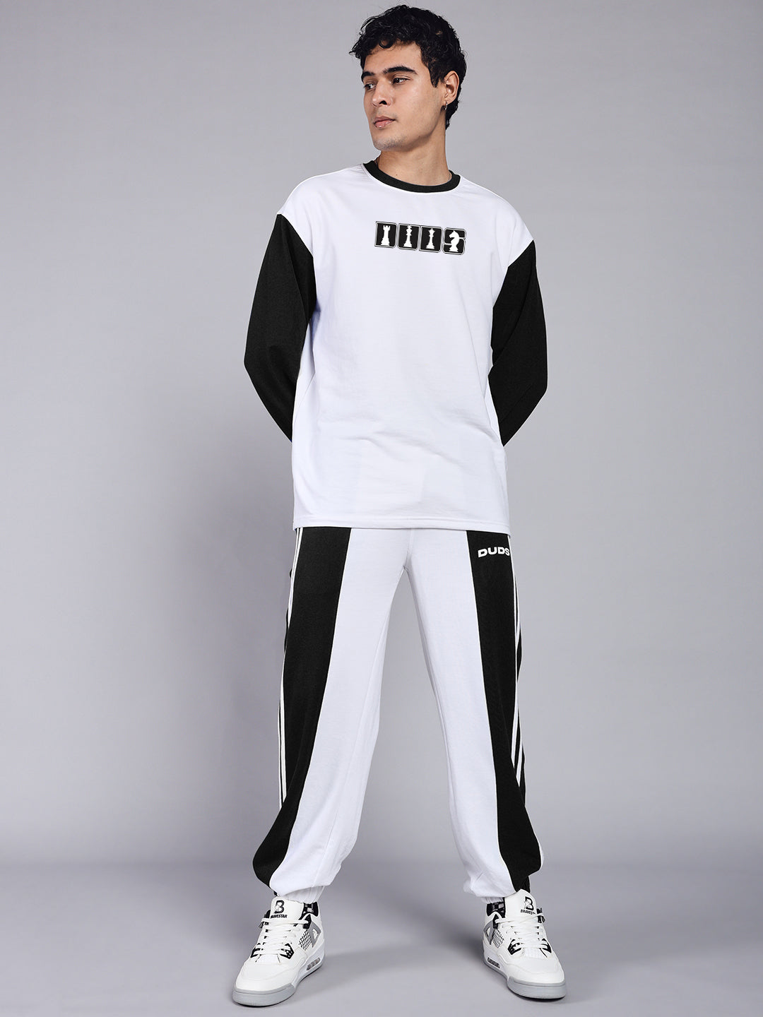 BALMY RELAXED FIT JOGGER (WHITE-BLACK)