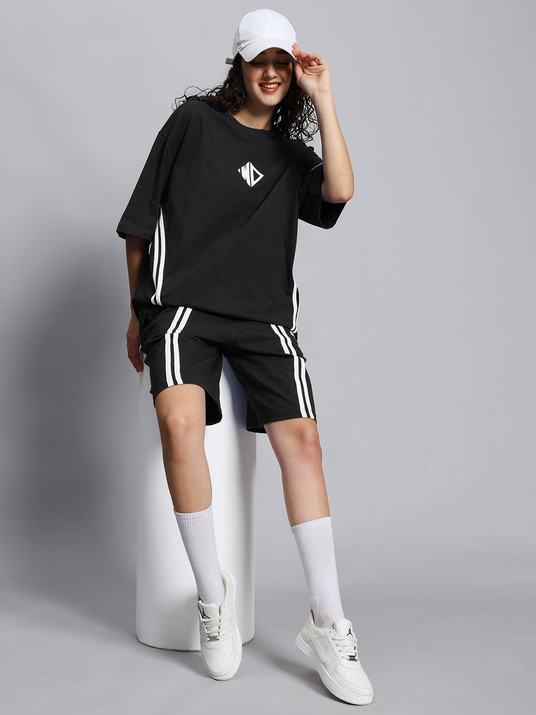 WOMEN'S OUTLOOK SUMMER CO-ORD SHORTS SET (BLACK)