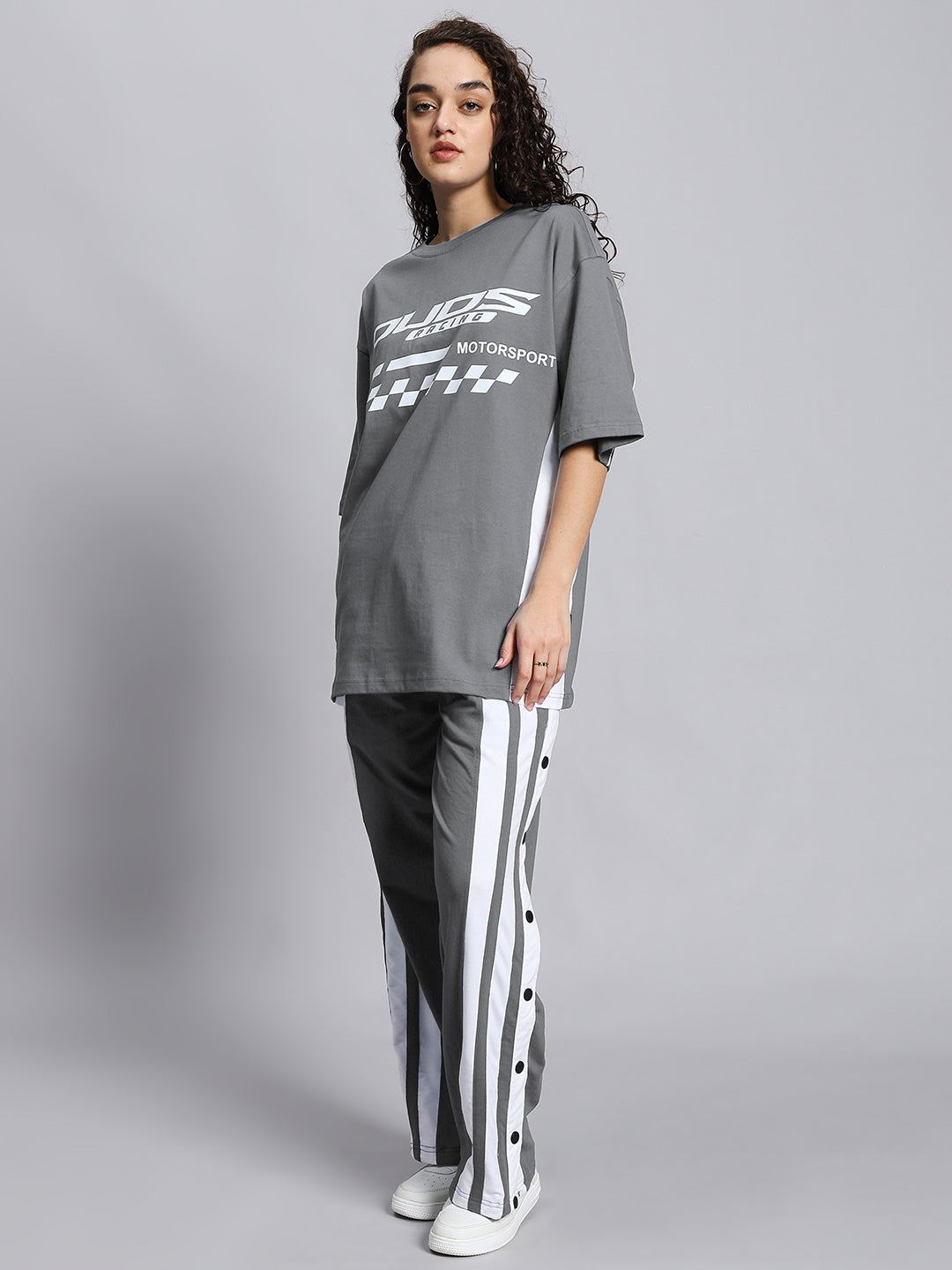 WOMEN'S INDY OVER-SIZED CLASSIC T-SHIRT (GREY)