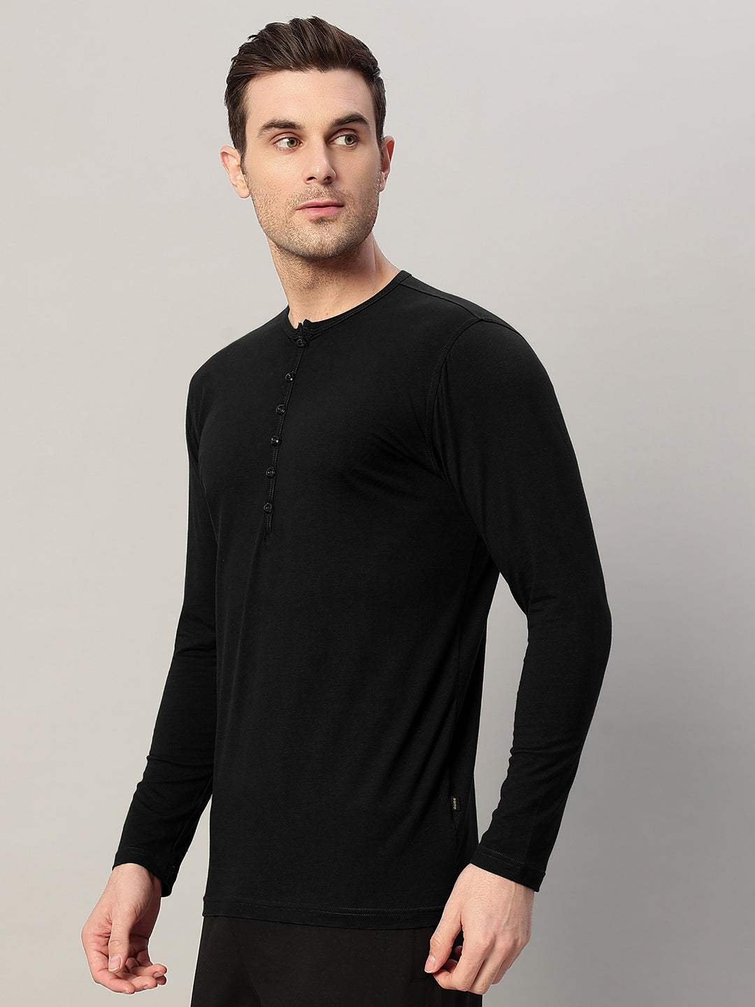 HENNY SLIM FIT SWEATSHIRT (BLACK)