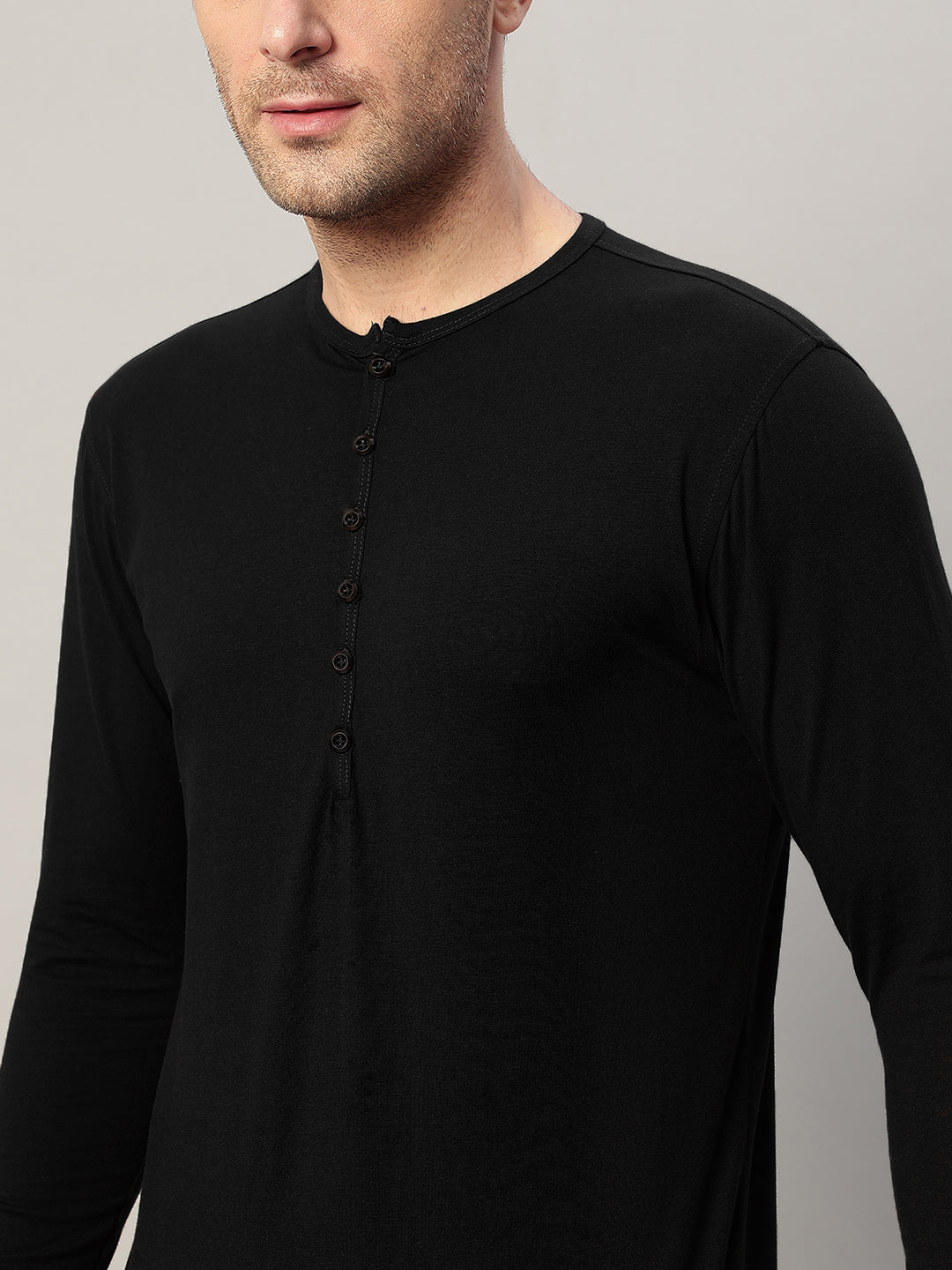 HENNY SLIM FIT SWEATSHIRT (BLACK)