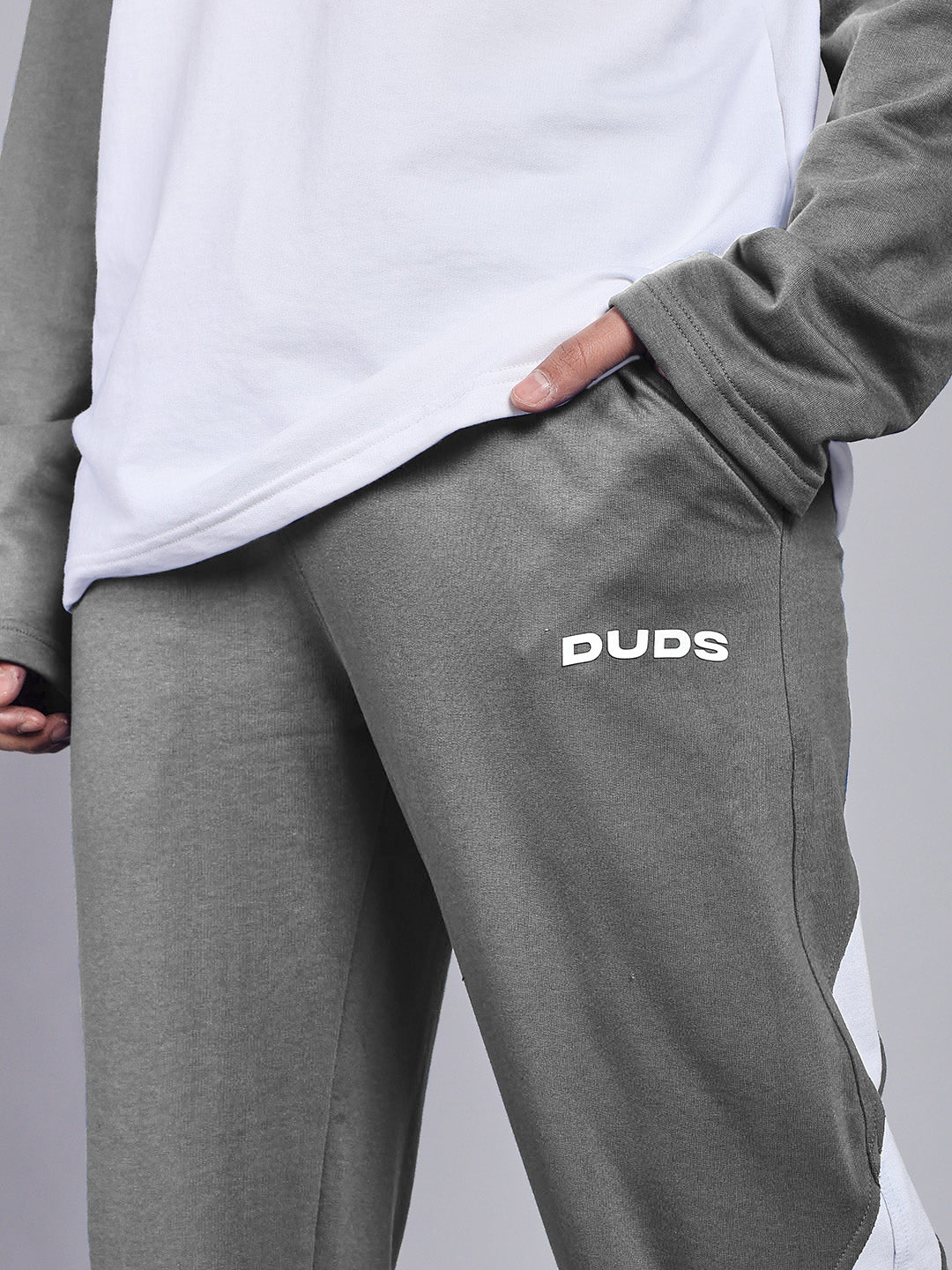 CELESTINE COOL RELAXED FIT JOGGER (GREY WHITE)