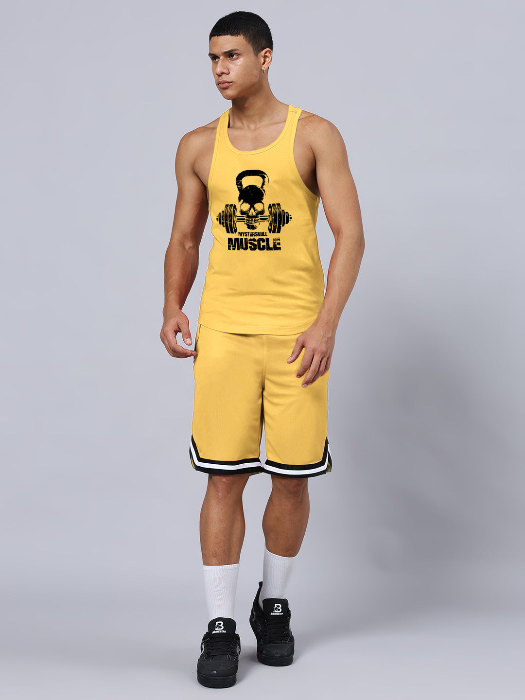 CHRONIC REGULAR FIT SHORTS (YELLOW)