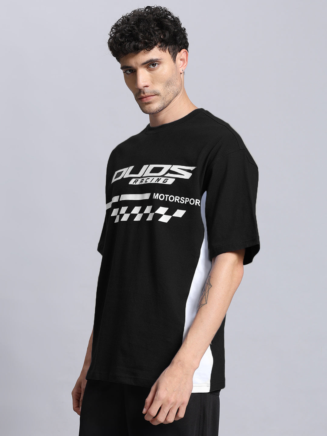 INDY OVER-SIZED CLASSIC T-SHIRT (BLACK)