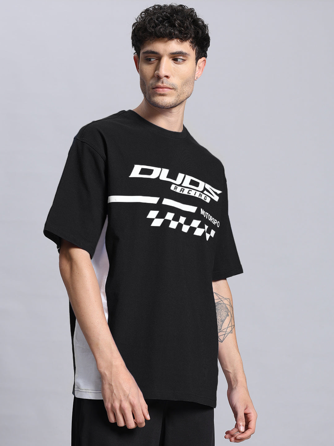 INDY OVER-SIZED CLASSIC T-SHIRT (BLACK)