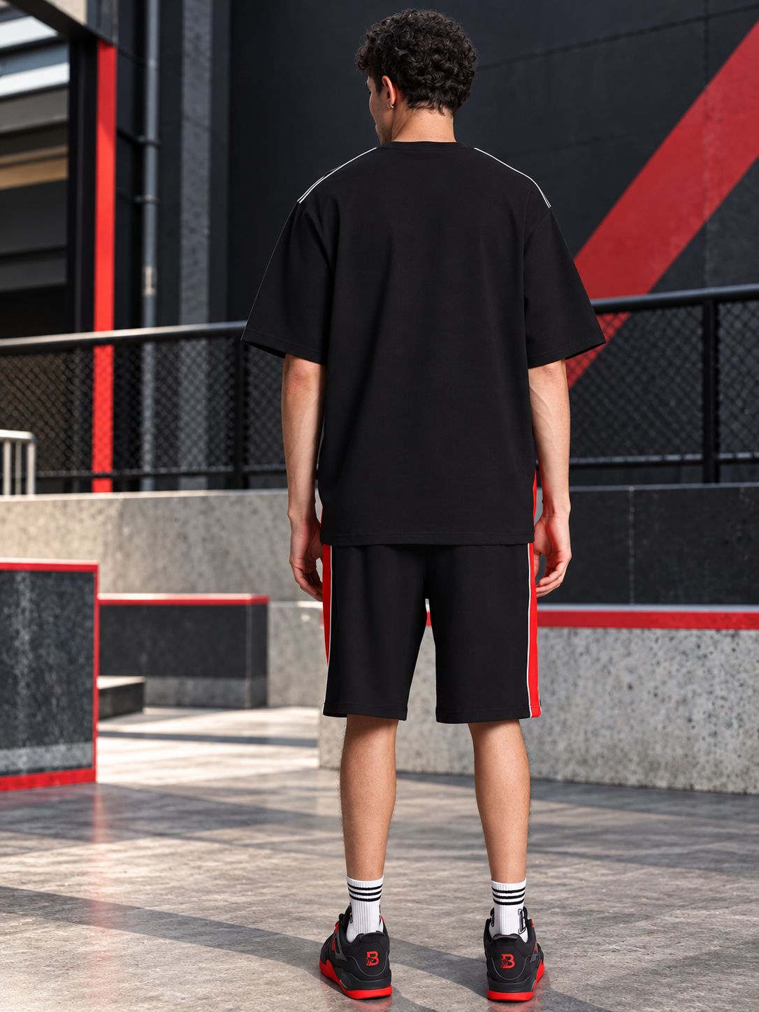 DRIFT OVER-SIZED T-SHIRT BLACK