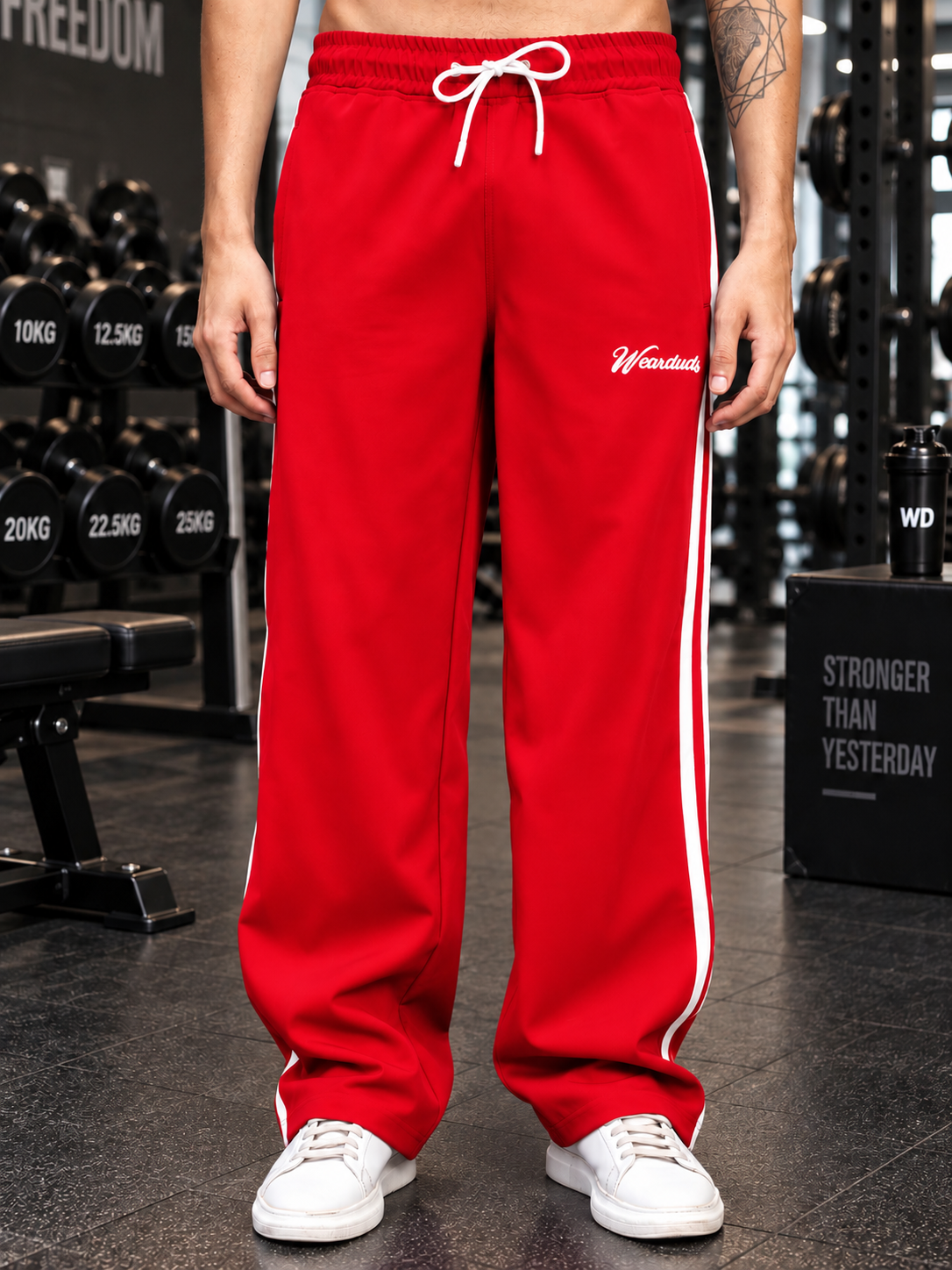 SPORTY ZIP UP RELAXED-FIT JOGGERS RED