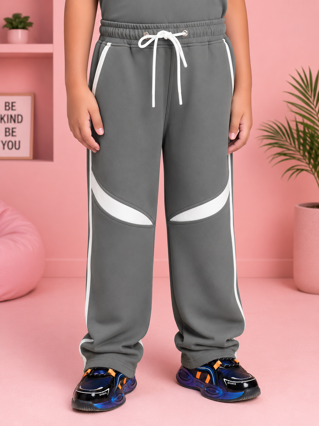 KIDS ROSTER JOGGER FOR BOYS GIRLS GREY WHITE