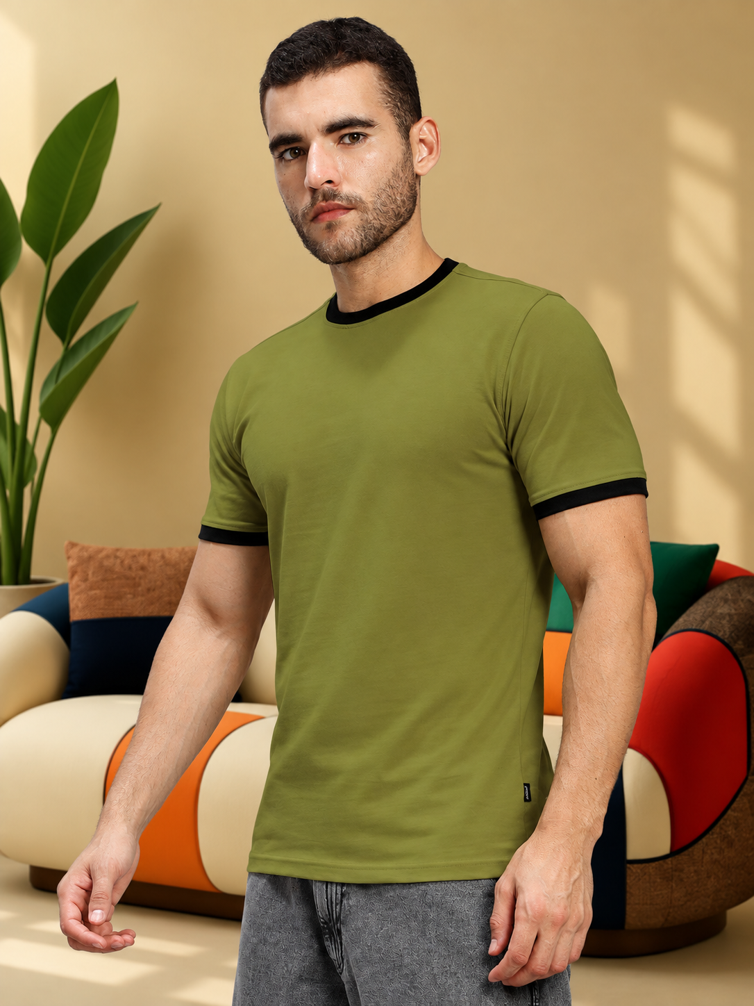 MINIMALIST CONTRAST EDGE T-SHIRT OLIVE GREEN