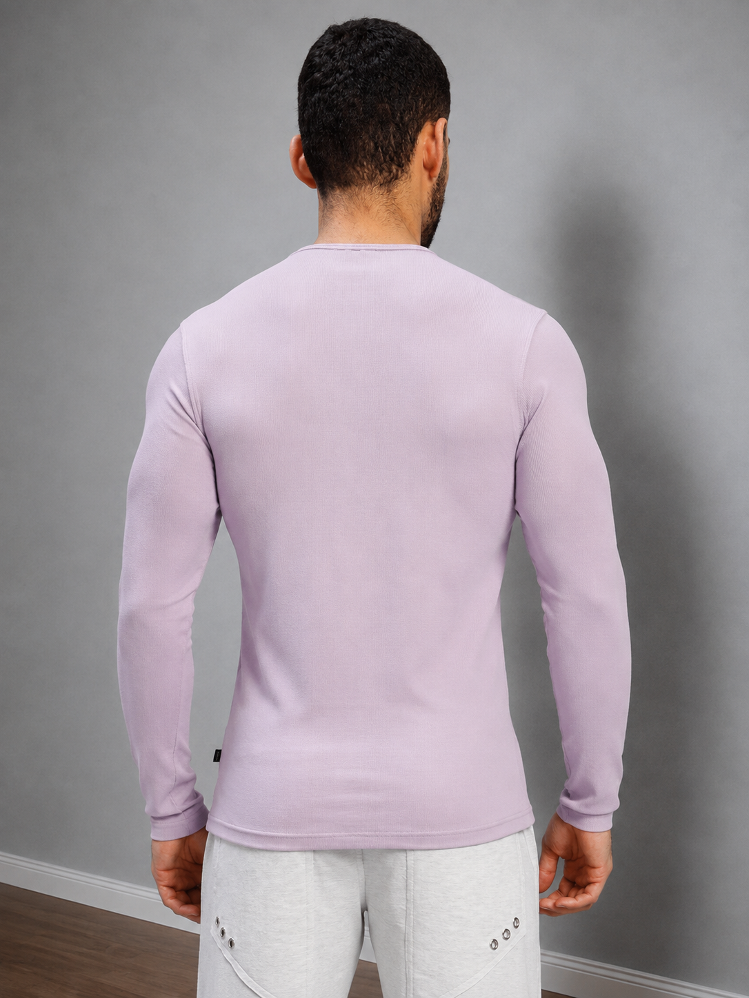 ATHLETIC FIT BUTTON-UP LAVENDER