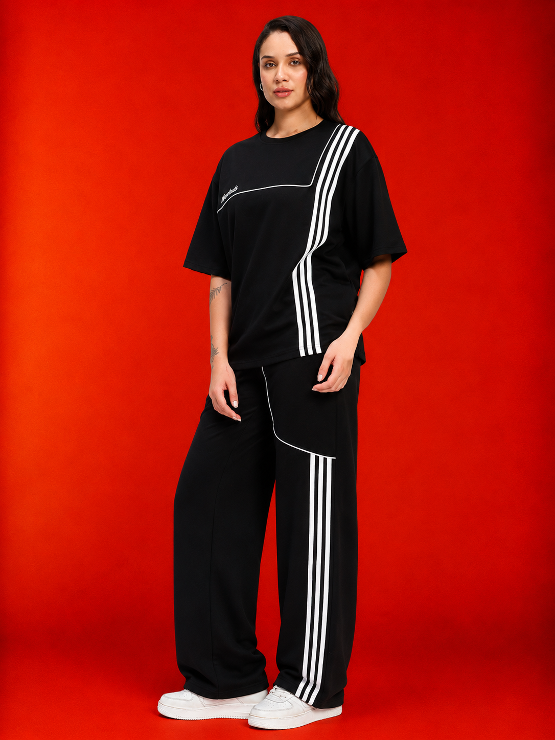 WOMEN YOUTH CONTREST PIPING T-SHIRT BLACK