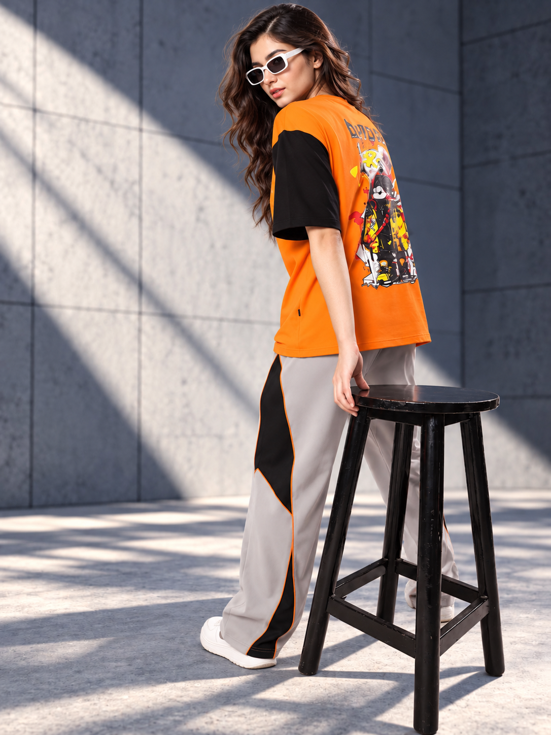 WOMEN COOL TEDDY OVERSIZED T-SHIRT ORANGE BLACK