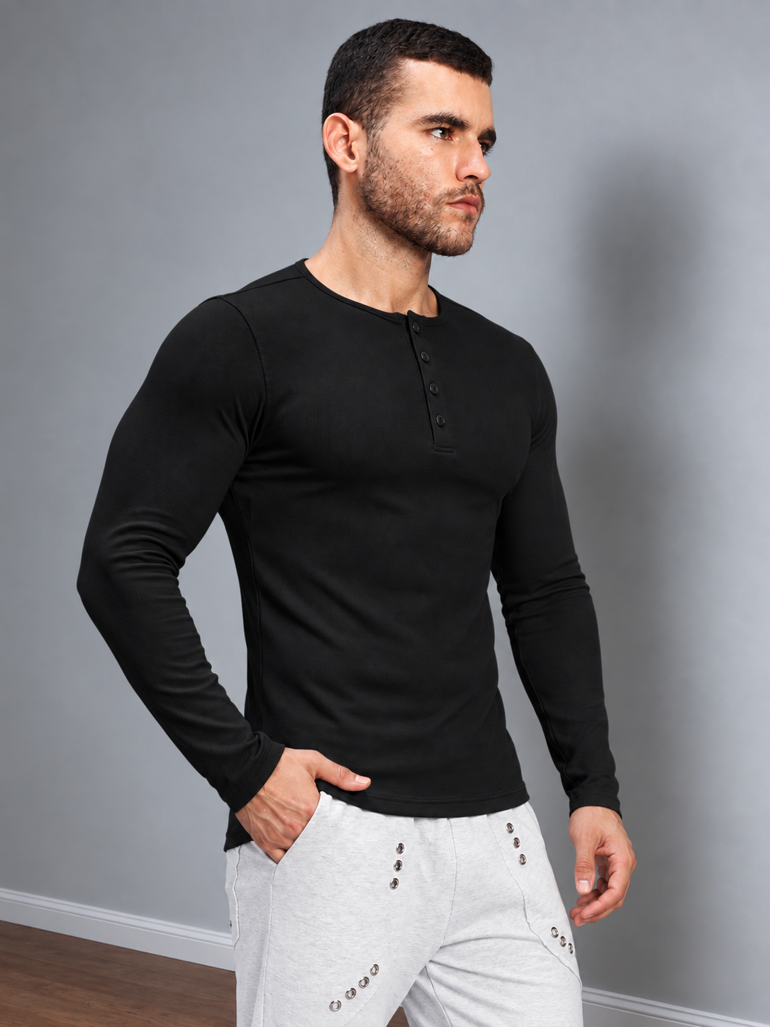 ATHLETIC FIT BUTTON-UP BLACK
