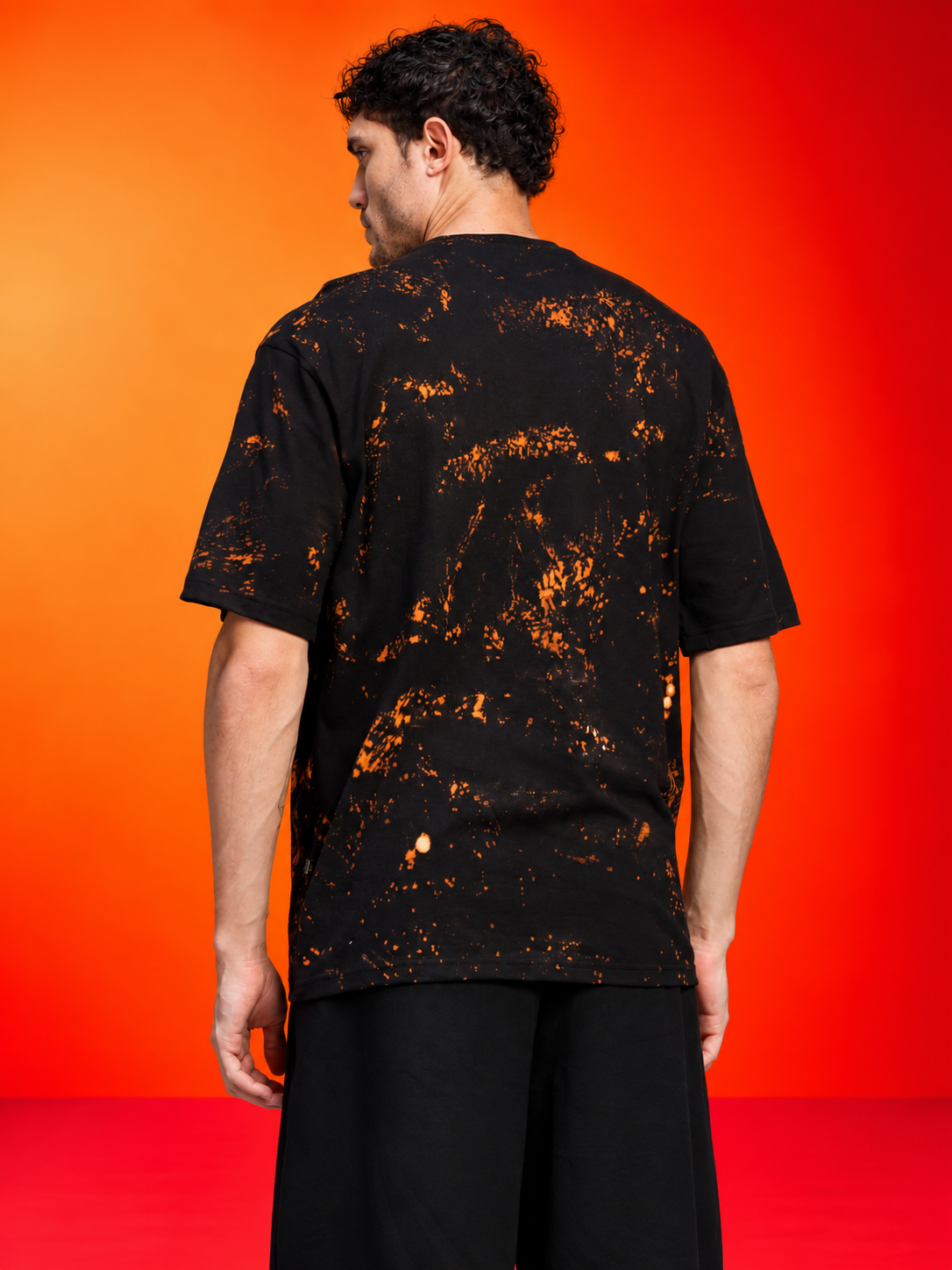 DEVIL BLEACH DYE OVERSIZED T-SHIRT BLACK ORANGE