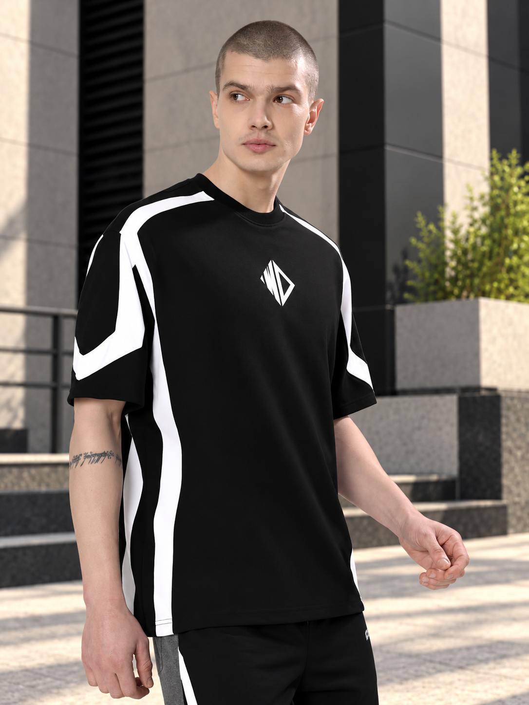 RUGBY PREMIUM OVER-SIZED T-SHIRT BLACK WHITE