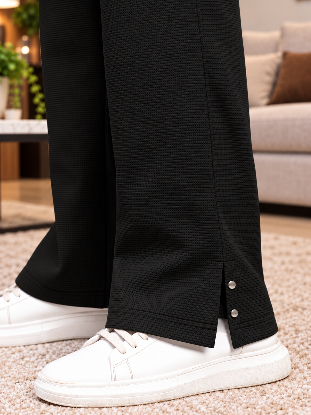 SNAP BUTTON TEXTURED FIT PANTS BLACK