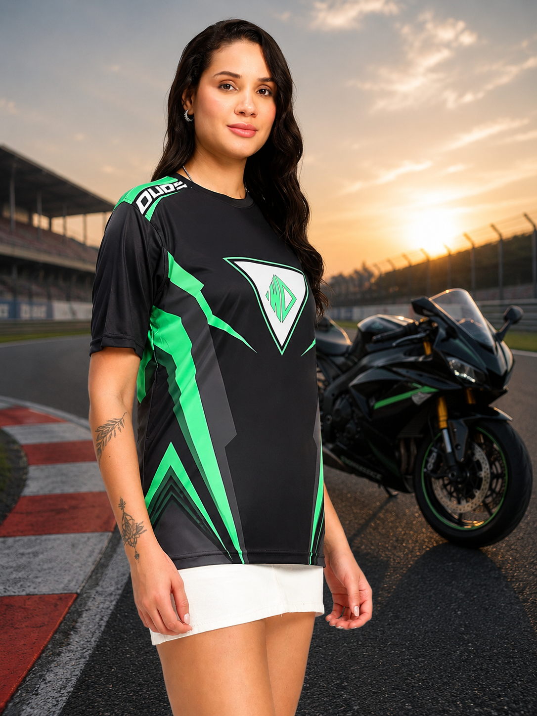 WOMEN APEX RACING REGULART-SHIRT BLACK