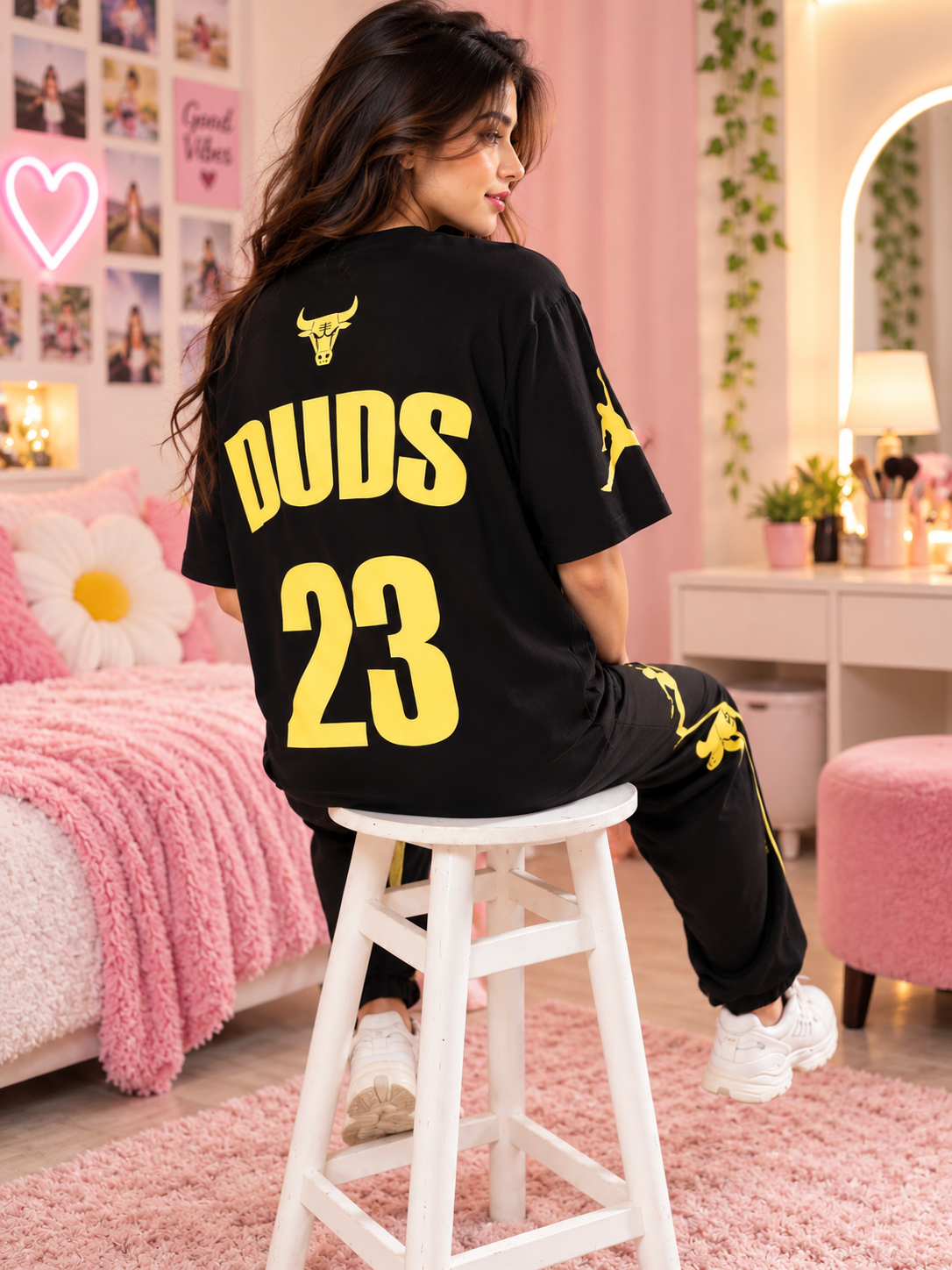 WOMEN TAURUS OVER-SIZED T-SHIRT BLACK