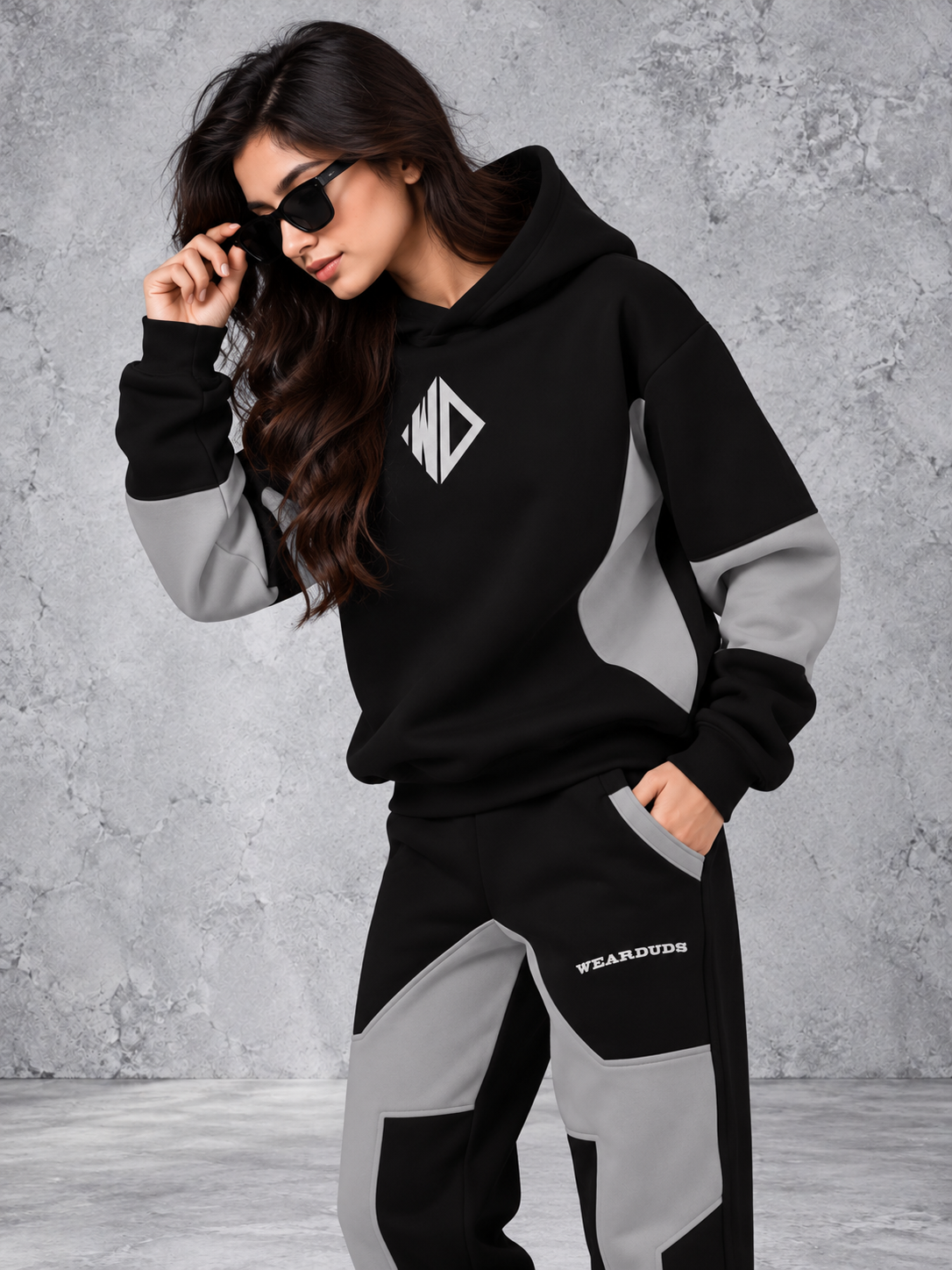 WOMEN WD GORBCORE HOODIE BLACK-GREY