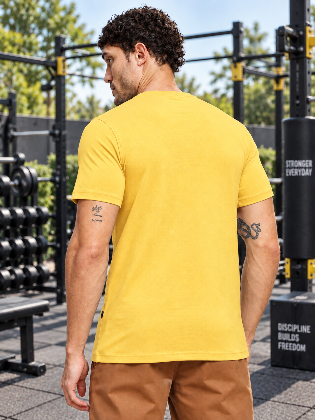 CLASSIC SLIM FIT T-SHIRT YELLOW