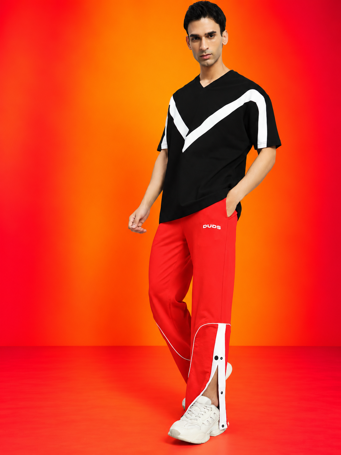 ADROIT OVER-SIZED T-SHIRT BLACK