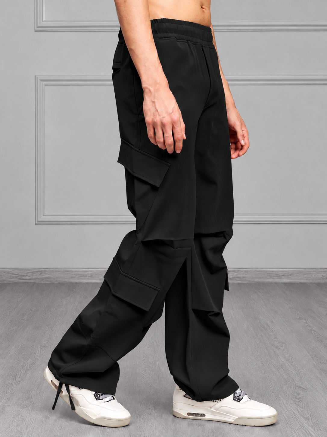 RELAXED FIT MULTI POCKET CARGO PANTS BLACK