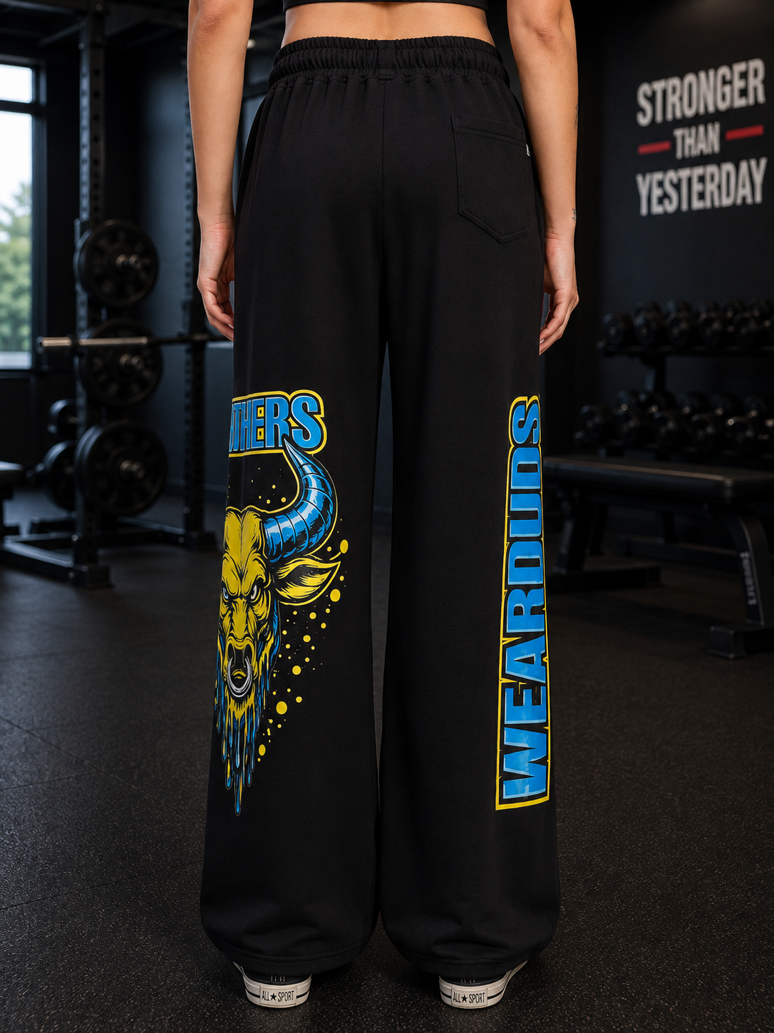 WOMEN BULL RELAXED-FIT WIDE LEG JOGGER BLACK