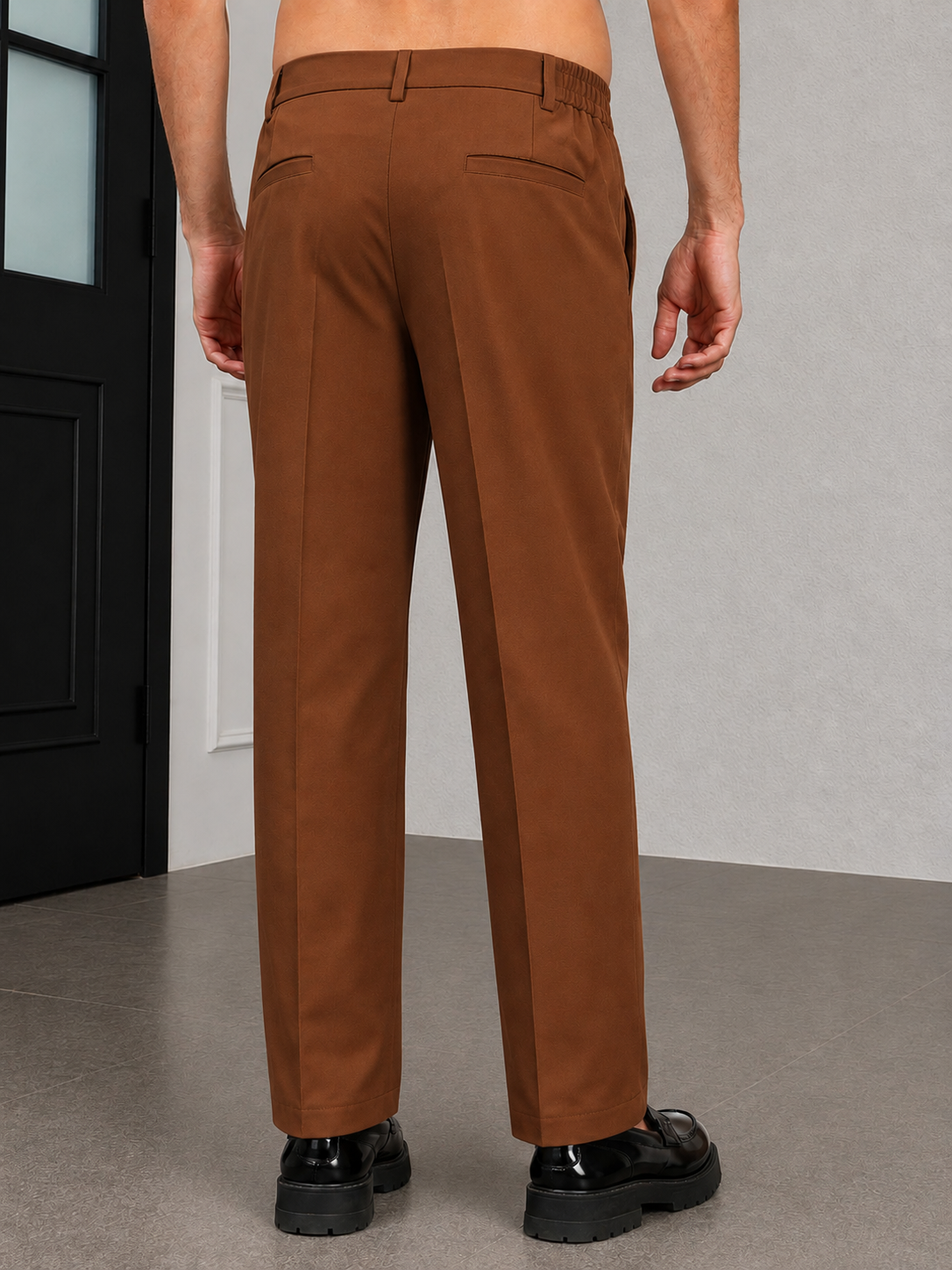 HIGH-FLEX TAILORED PANTS BROWN