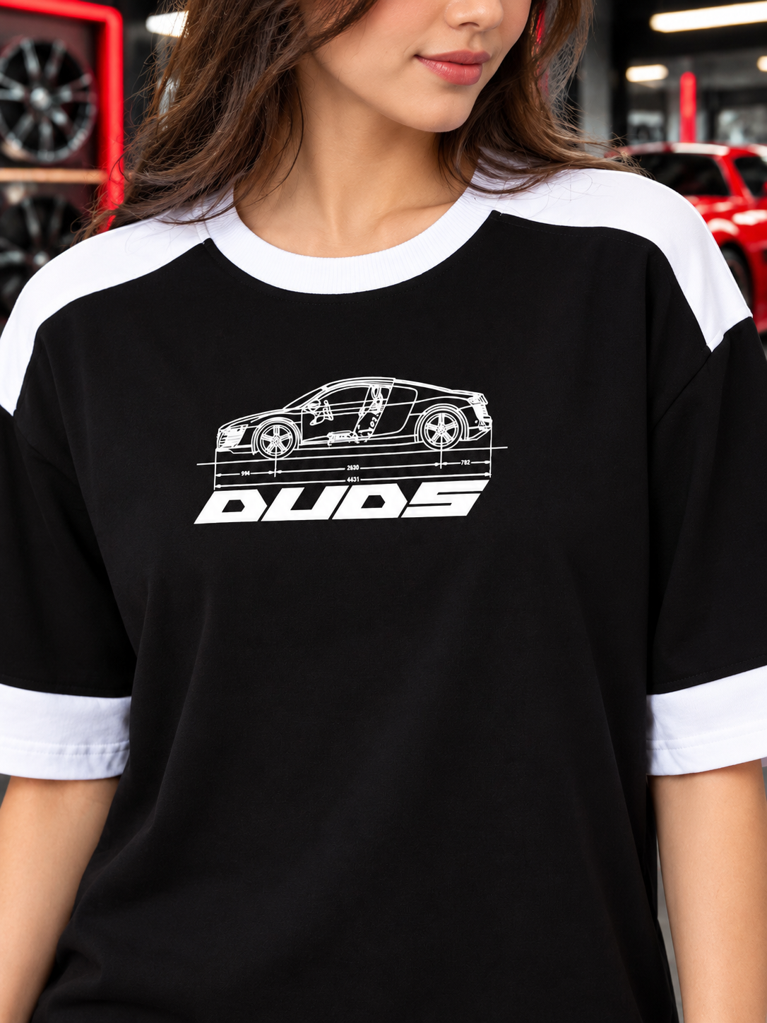 WOMEN AUDI R8 OVERSIZED T-SHIRT BLACK