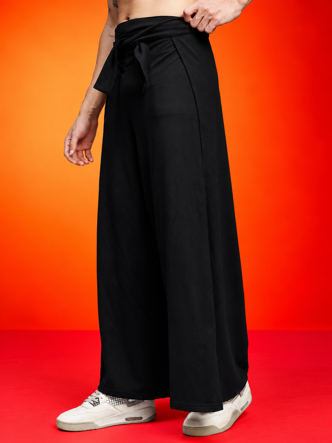 WIDE LEG FLOWY LOUNGE JOGGERS BLACK