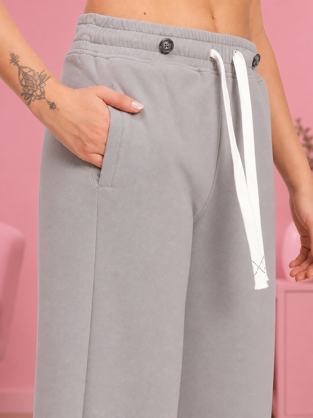 WOMEN OMEGA FLOW WIDE FIT JOGGERS GREY