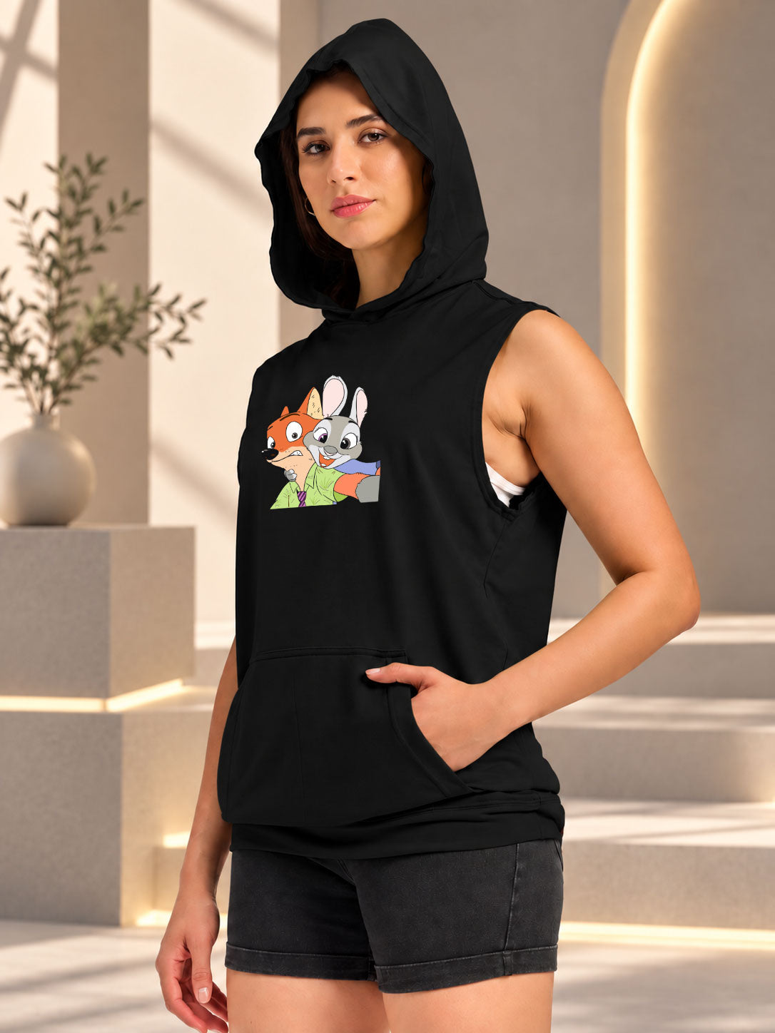 WOMEN ZOOTOPIA GYM HOODED T-SHIRT BLACK