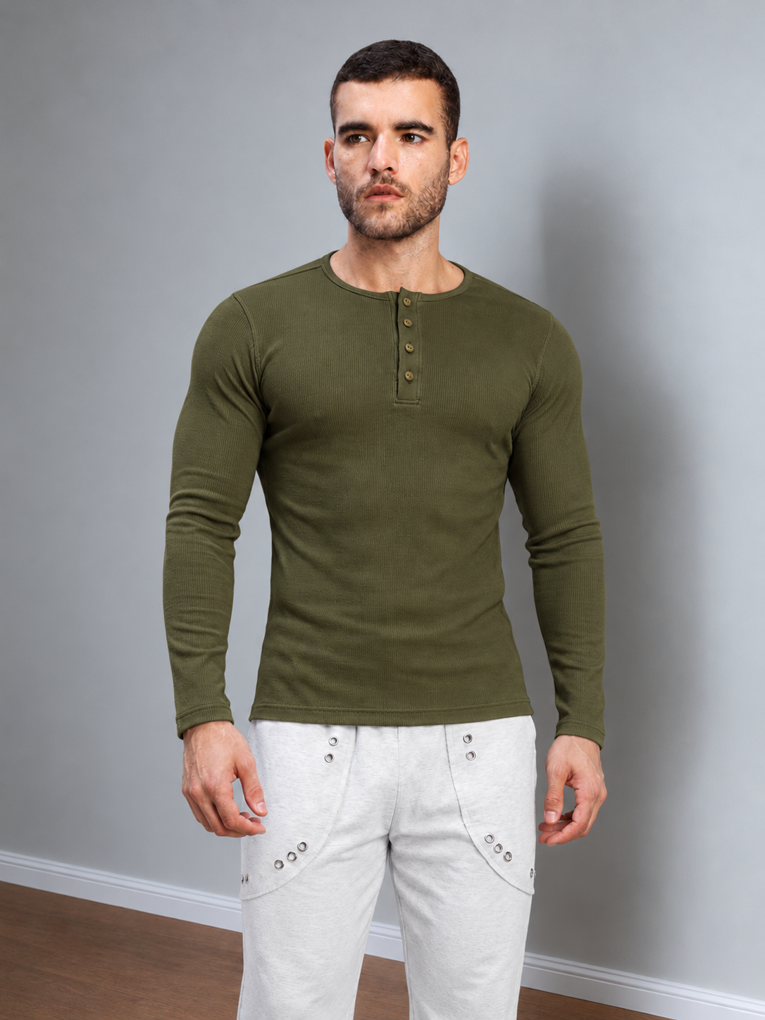 ATHLETIC FIT BUTTON-UP OLIVE GREEN
