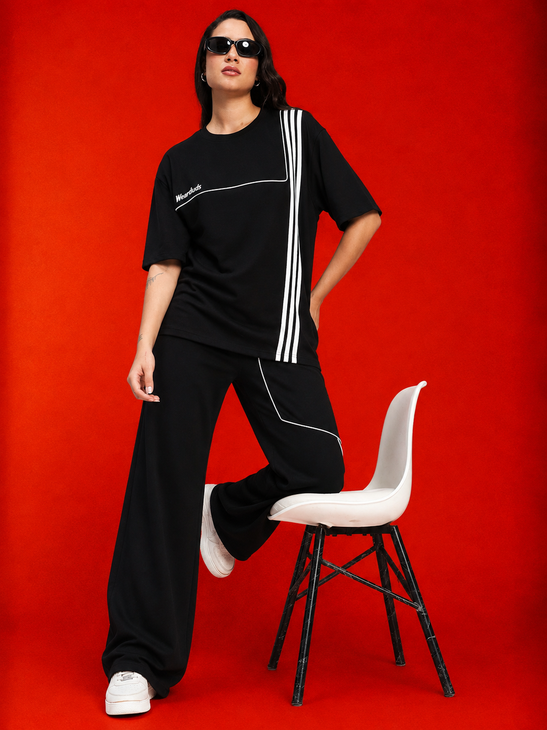 WOMEN YOUTH CONTREST PIPING JOGGERS BLACK
